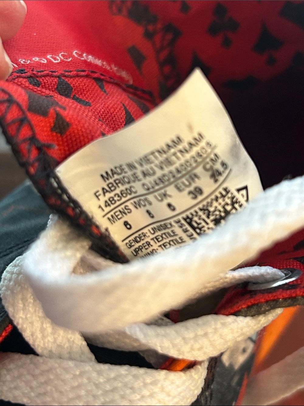 Converse Black/Red Harley Quinn Graphic High Top Sneakers❤️ - Picture 9 of 12